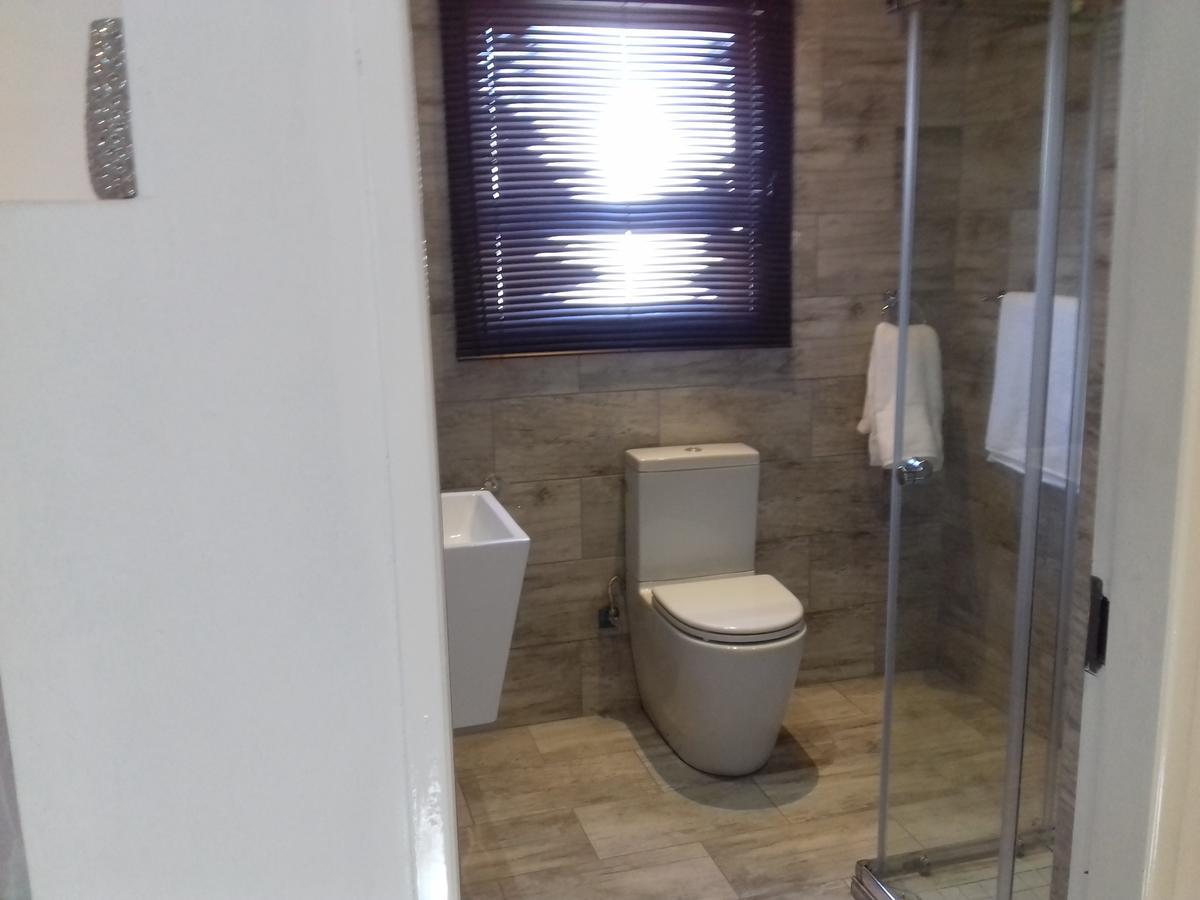 Mayberrypark Guest Lodge Alberton Buitenkant foto