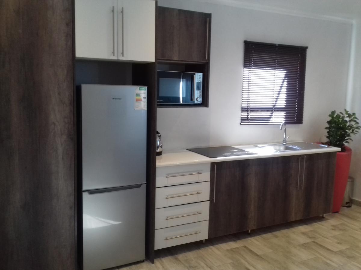 Mayberrypark Guest Lodge Alberton Buitenkant foto